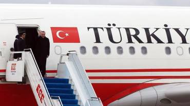 أردوغان أول رئيس تركي يزور اليونان