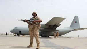 مسؤول: الحكومة متمسكة بضرورة مغادرة القوات الإماراتية من سقطرى