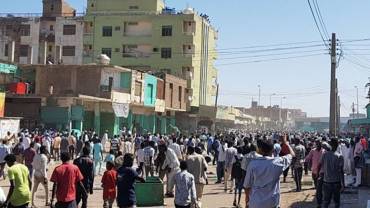 مظاهرات السودان تتوسع والبشير يؤكد: الحكومة لن تتغير بالمظاهرات