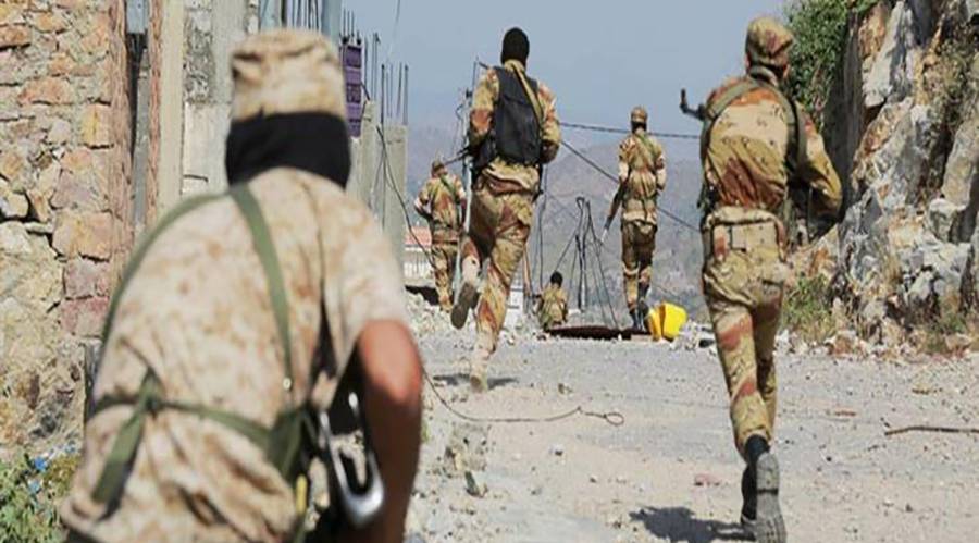 الجيش يعلن مقتل 8 من مليشيا الحوثي في مواجهات جنوب شرق تعز