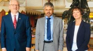 حمود المخلافي يلتقي سفيري ألمانيا لدى اليمن وسلطنة عمان