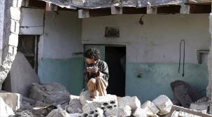 مقتل 49 مدنياً في قصف للحوثيين وغارة جوية منذ مايو الماضي