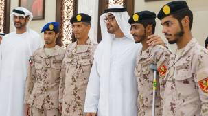 اعتقالات واغتيالات وفوضى مرعبة.. كيف تقضي الإمارات على الشرعية في اليمن؟ (تقرير خاص)
