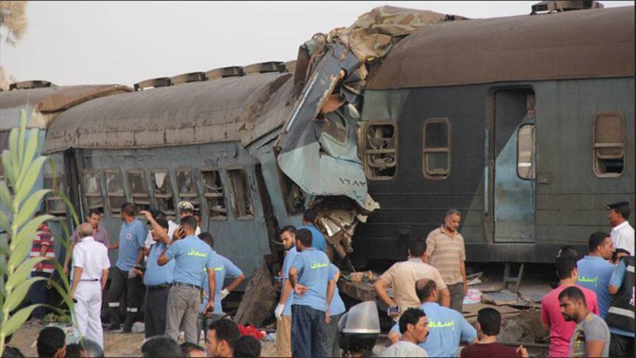 مصر: 34 مصابا جراء انقلاب 3 عربات بقطار غربي القاهرة