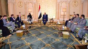 الرئيس هادي يدعو إلى إعادة تفعيل مجموعة رابطة أصدقاء اليمن