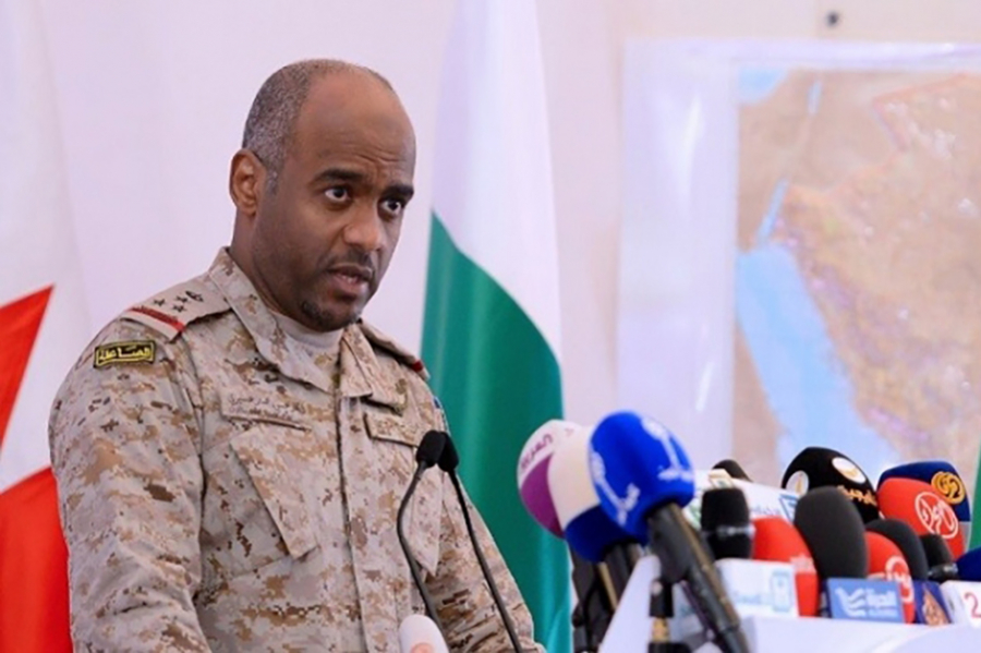 عسيري: إيران جاهرت بتهريب السلاح للمتمردين الحوثيين في اليمن