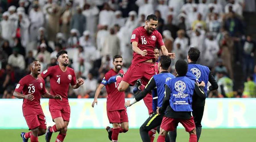 قطر تتأهل لنهائي كأس آسيا بفوز كبير على الإمارات بأربعة أهداف نظيفة