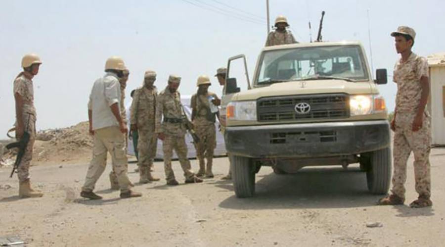 مقتل 35 من مليشيا الحوثي و 9 من أفراد الجيش في الخوخة جنوب الجديدة