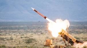 دفاعات التحالف تعترض صاروخا باليستيا أطلقته مليشيا الحوثي على مأرب