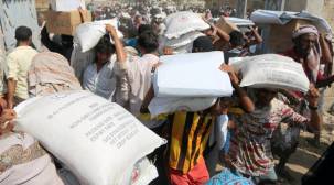 تحقيق استقصائي يكشف عمليات نهب المساعدات الغذائية باليمن