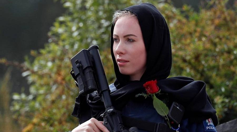نساء نيوزيلندا يرتدين الحجاب بيوم التضامن مع ضحايا المسلمين