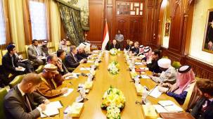 الرئيس هادي: العمليات العسكرية لن تتوقف حتى تحرير اليمن كليا