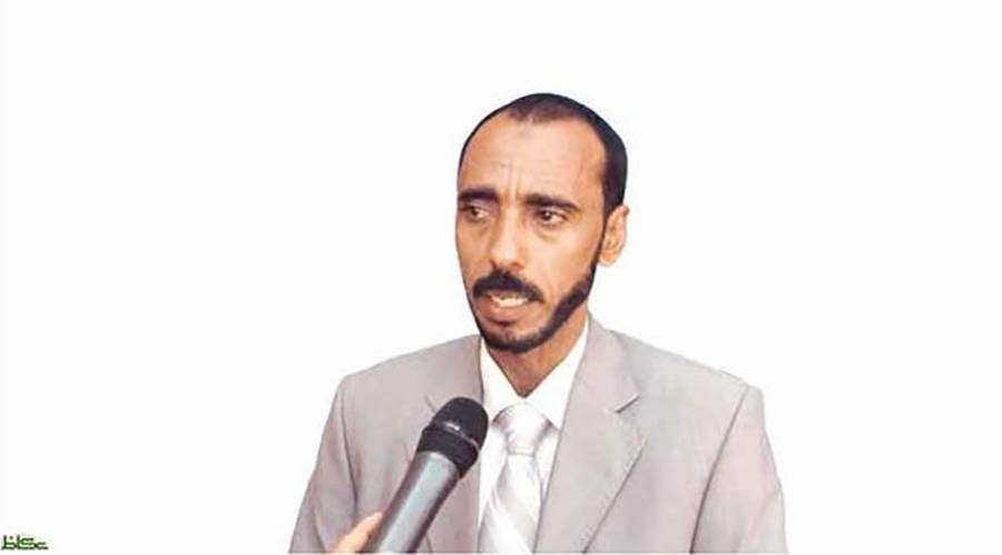 كفاين يتهم اليمنية برفض قرارات الحكومة بشأن الرحلات إلى سقطرى