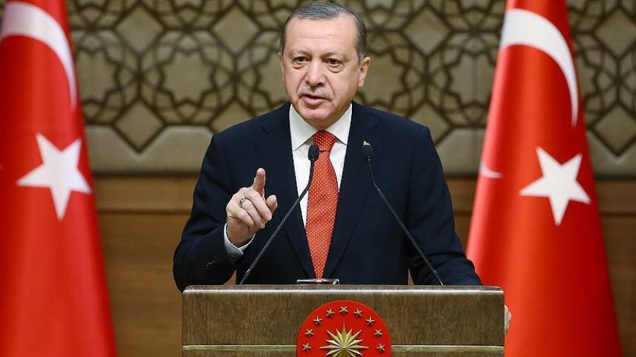 أردوغان: من ينتظر منا الصمت إزاء تأسيس دولة إرهابية على حدودنا يجهلنا