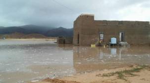 إعصار لبان .. يضرب المهرة وتعرض عشرات المنازل للغرق