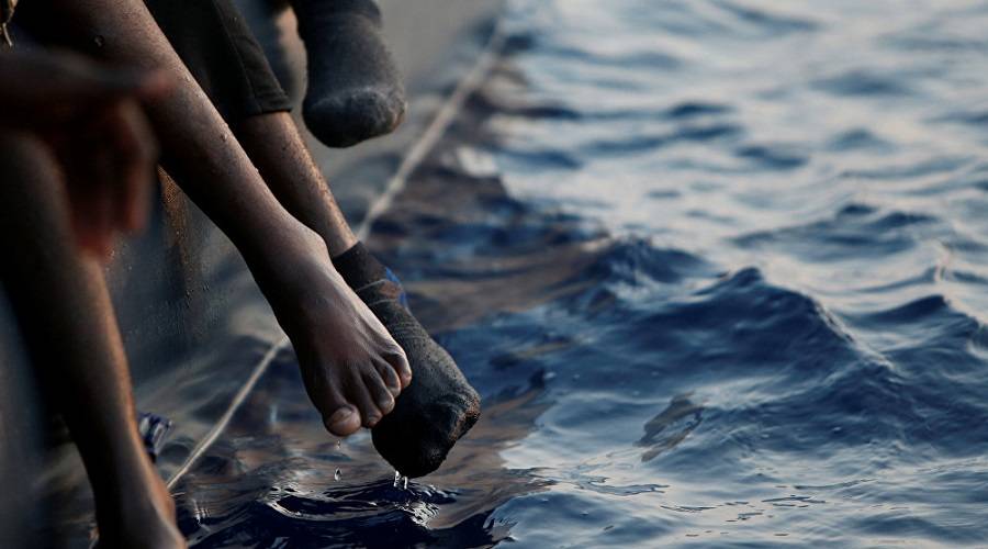تقرير دولي يتهم التحالف بقيادة السعودية باستهداف قارب مهاجرين