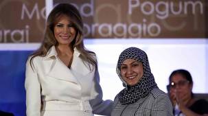 ميلانيا ترامب زوجة الرئيس الأمريكي تكرم اليمنية فادية ثابت وسام الشجاعة