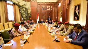 الرئيس هادي خلال ترؤسه اجتماعا لمجلس الدفاع الوطني