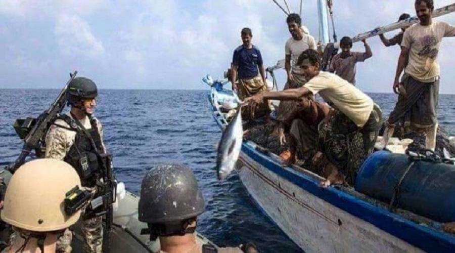 التحالف يحذر الصيادين من النزول إلى البحر في  المياه الإقليمية اليمنية