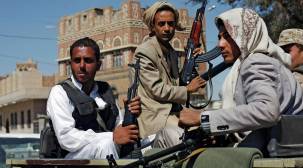 صحيفة لندنية تكشف عن منع الحوثيين لأنصار صالح من المشاركة في الجبهات قبل إعادة تأهيلهم